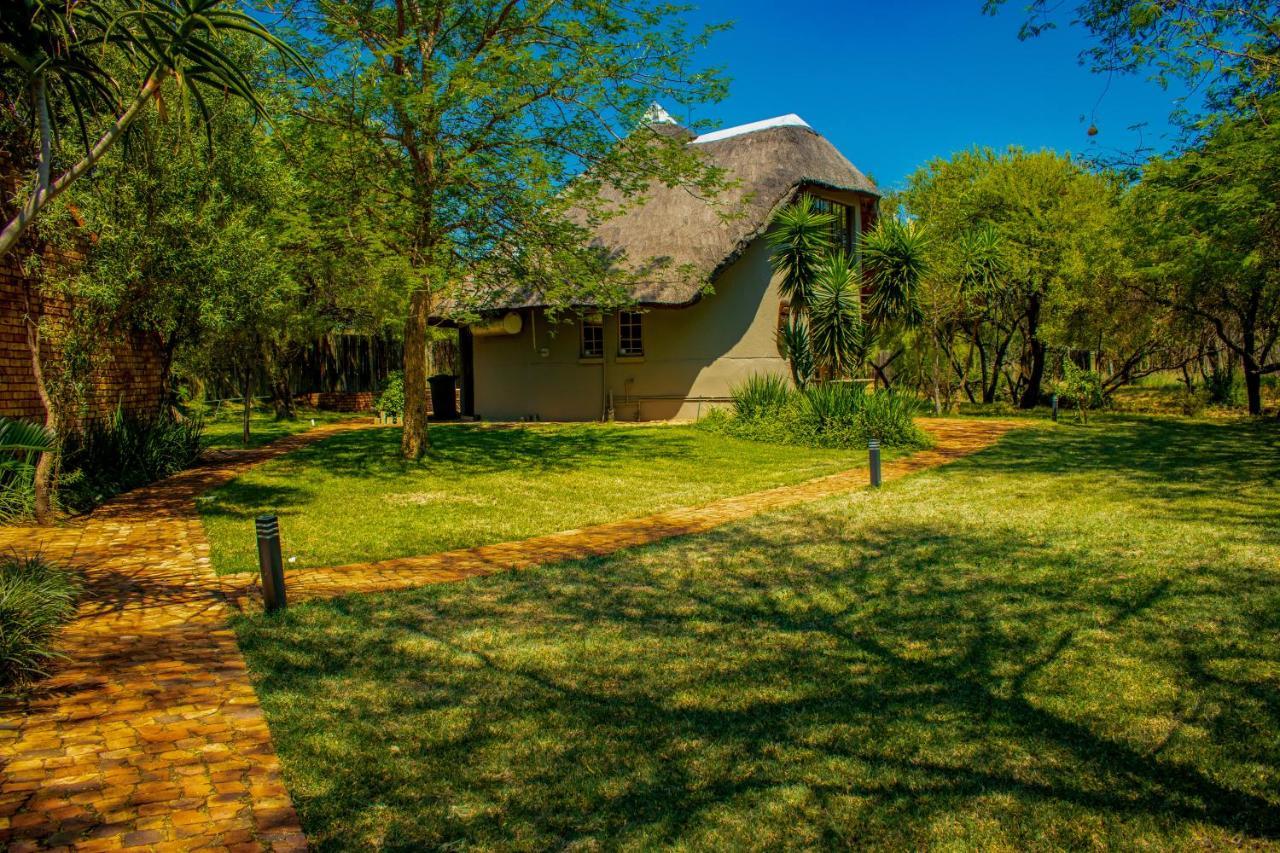 Mela Luxury Game Lodge Pretoria-Noord Exterior foto